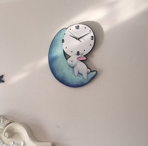 Orologio da parete luna e coniglio
