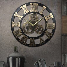 Orologio da parete grande con ingranaggi