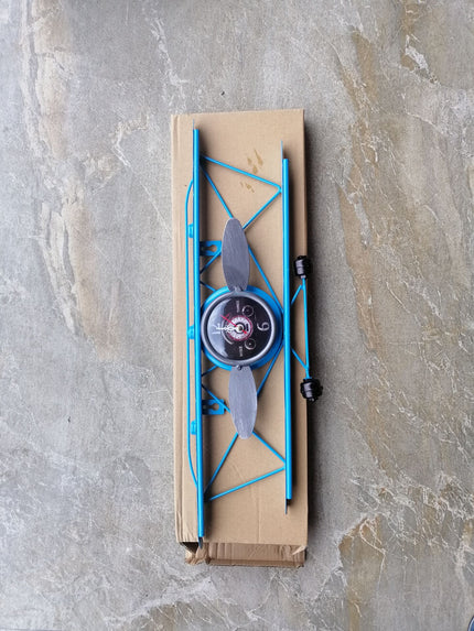 Orologio da parete vintage a forma di aereo