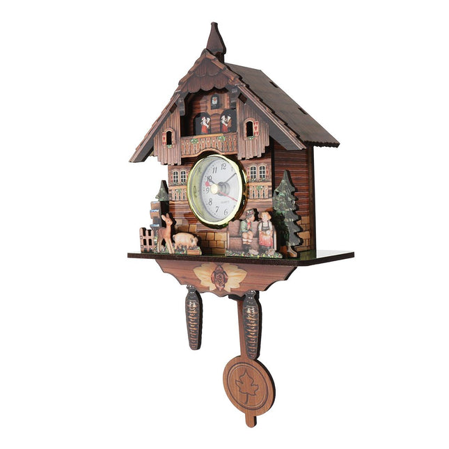 Orologio a cucù tradizionale in legno