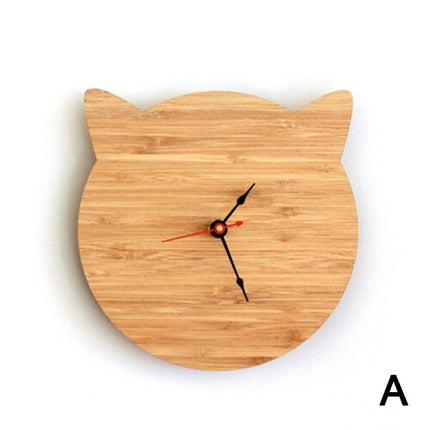 Orologio in legno a forma di gatto
