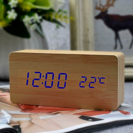 Sveglia digitale classica effetto legno