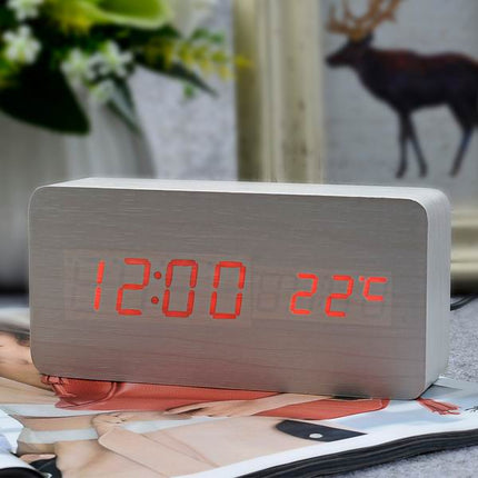 Sveglia digitale classica effetto legno