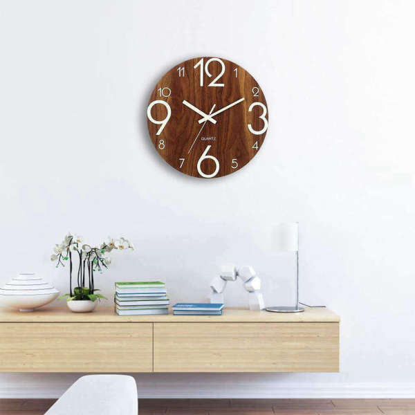 Orologio parete legno luminoso al buio
