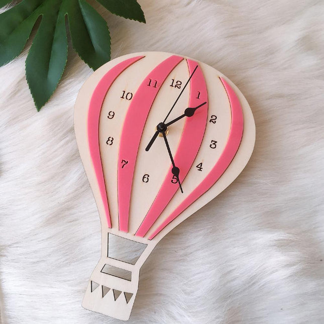 Orologio da parete scandinavo a Mongolfiera
