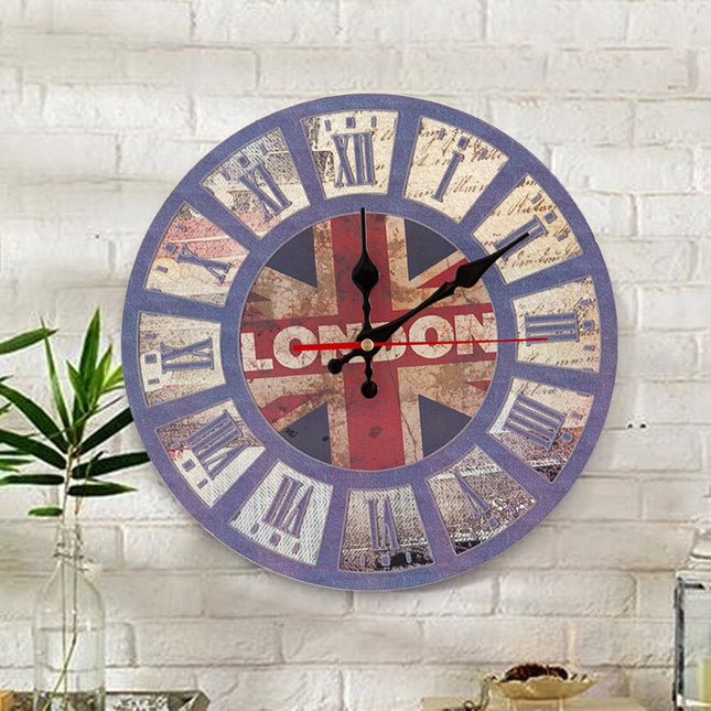 Orologio da parete con gufi colorati