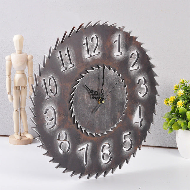 Orologio da parete forma sega circolare