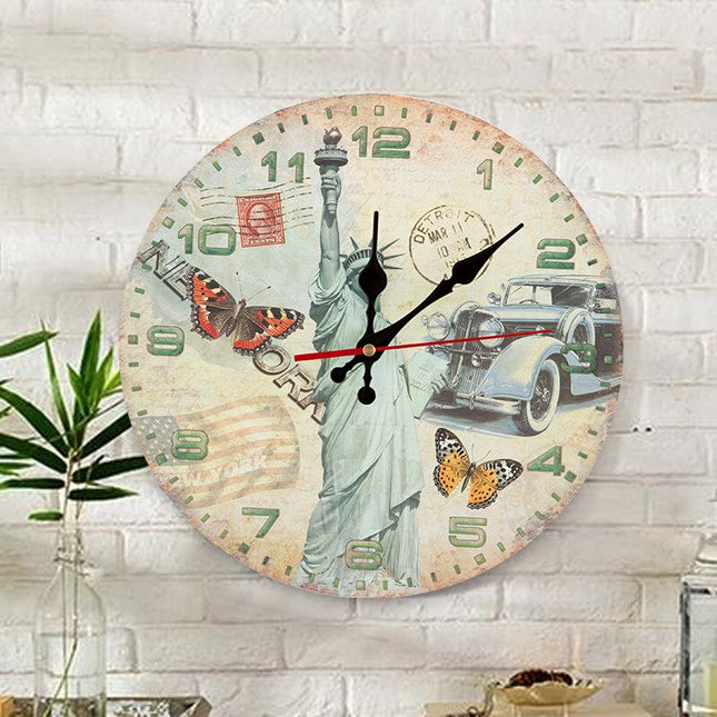 Orologio da parete con gufi colorati