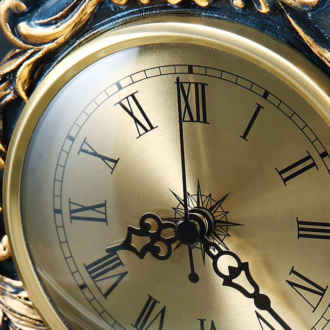 Orologio da tavolo vintage finitura dorata