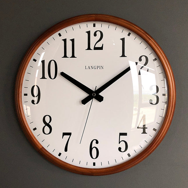 Orologio classico da muro con vetro