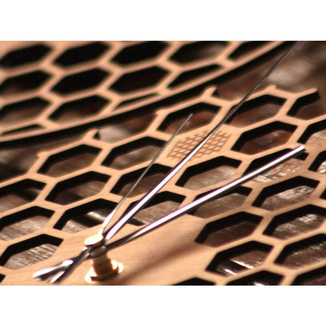 Orologio da parete legno design nido d'ape