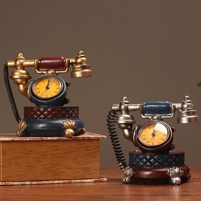 Orologio da tavolo vintage a telefono