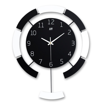 Orologio da parete moderno con pendolo