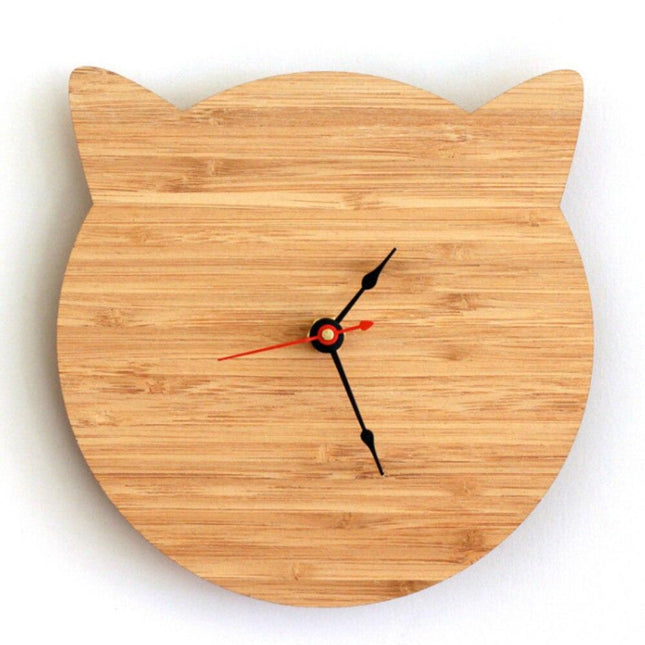 Orologio in legno a forma di gatto