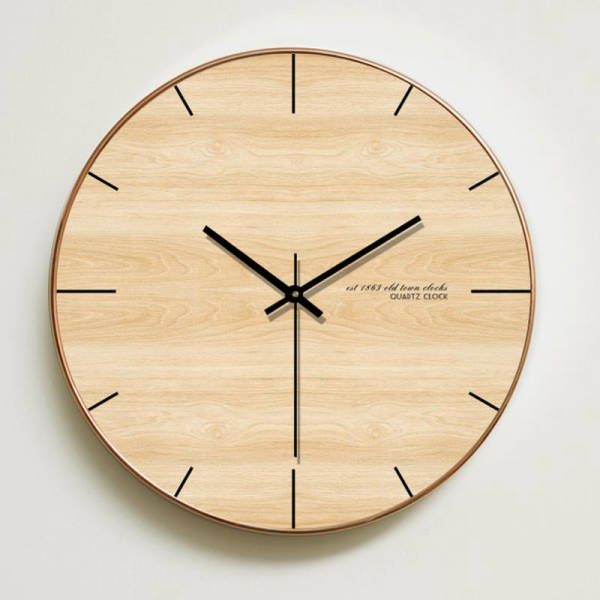 Orologio da parete legno chiaro minimalista